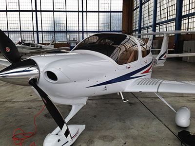 new Diamond DA40 aircraft dry lease
